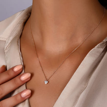 0,07 Karat Pırlanta Kalp Kolye