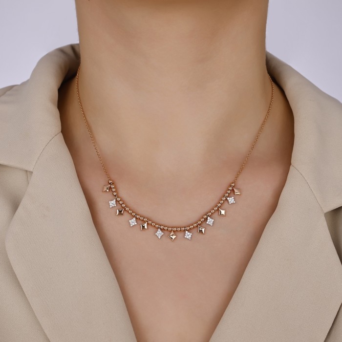 Star x Aura 0,28 Karat Pırlanta Tasarım Kolye